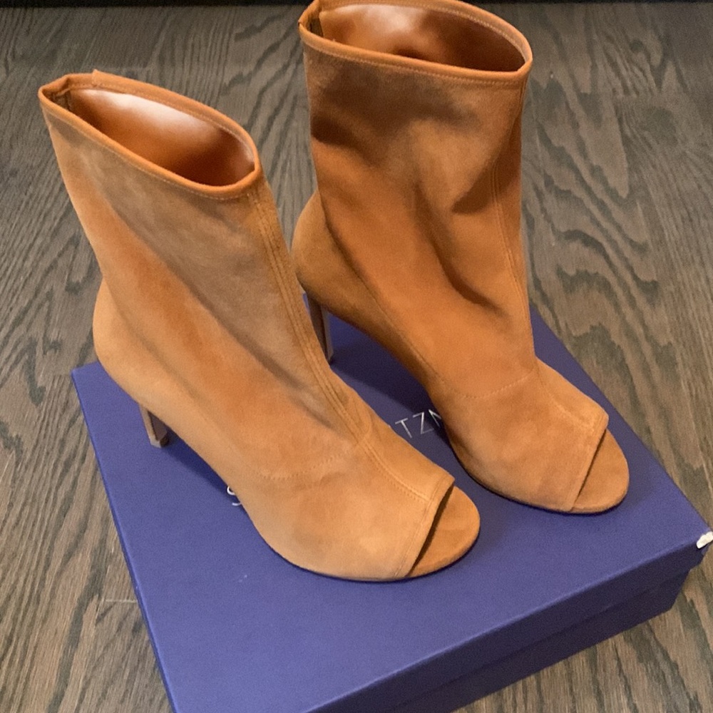 *brand new Stuart Weitzman shoes!!!